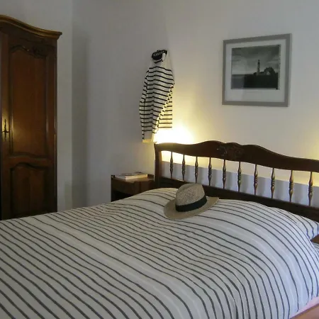 - Porte Brest Ouest. Holiday home *